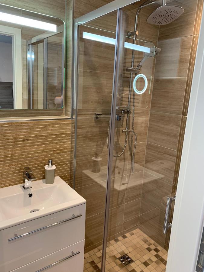 Kleine Moewe, Exklusives Ein Zimmer Apartment Mit Sauna Im Haus فونستورف المظهر الخارجي الصورة